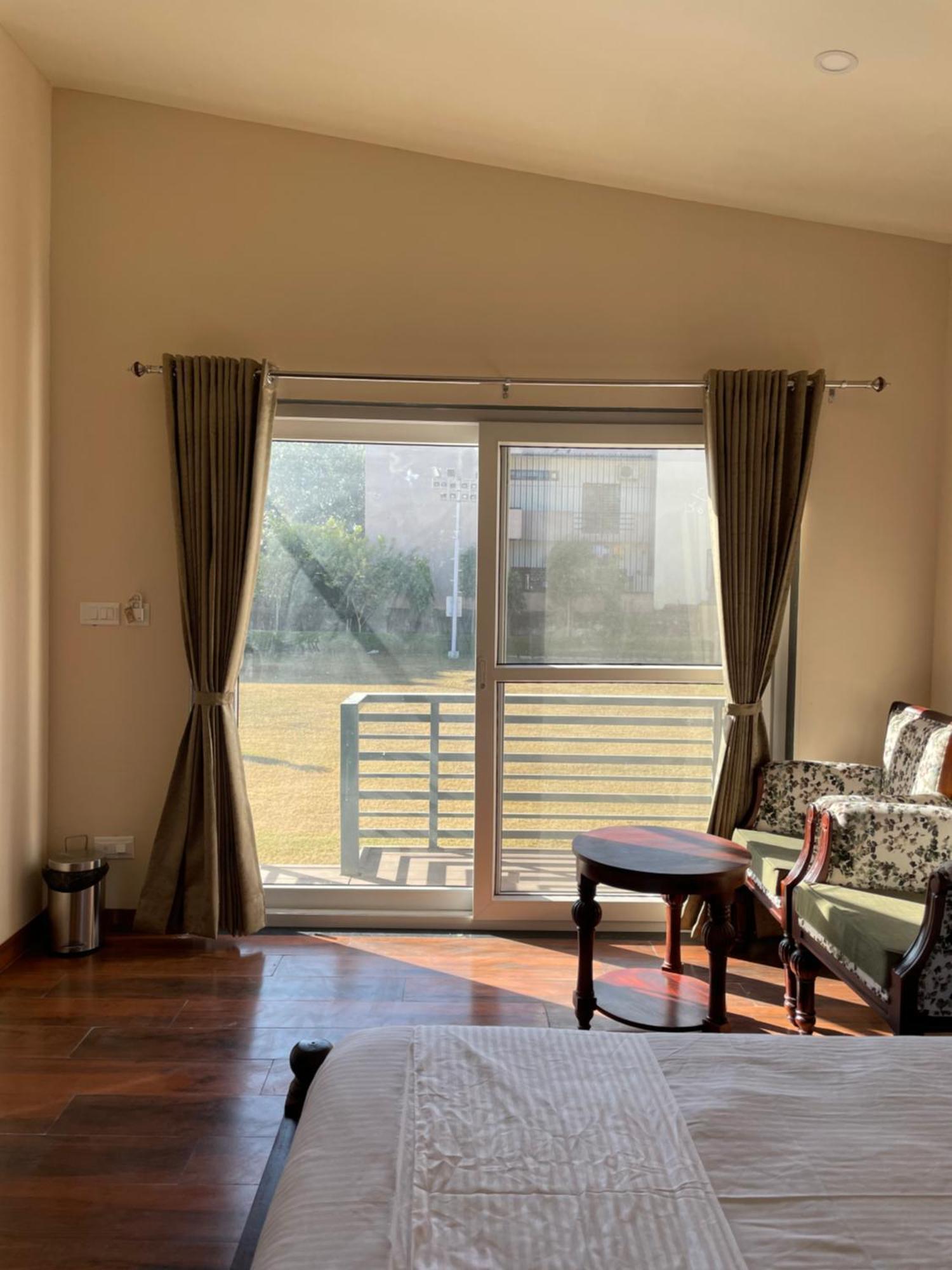 Vrindavan Greens Resort Udaipur Bagian luar foto